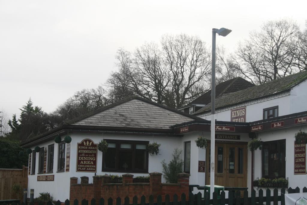 The Kings Head Inn グロスター エクステリア 写真